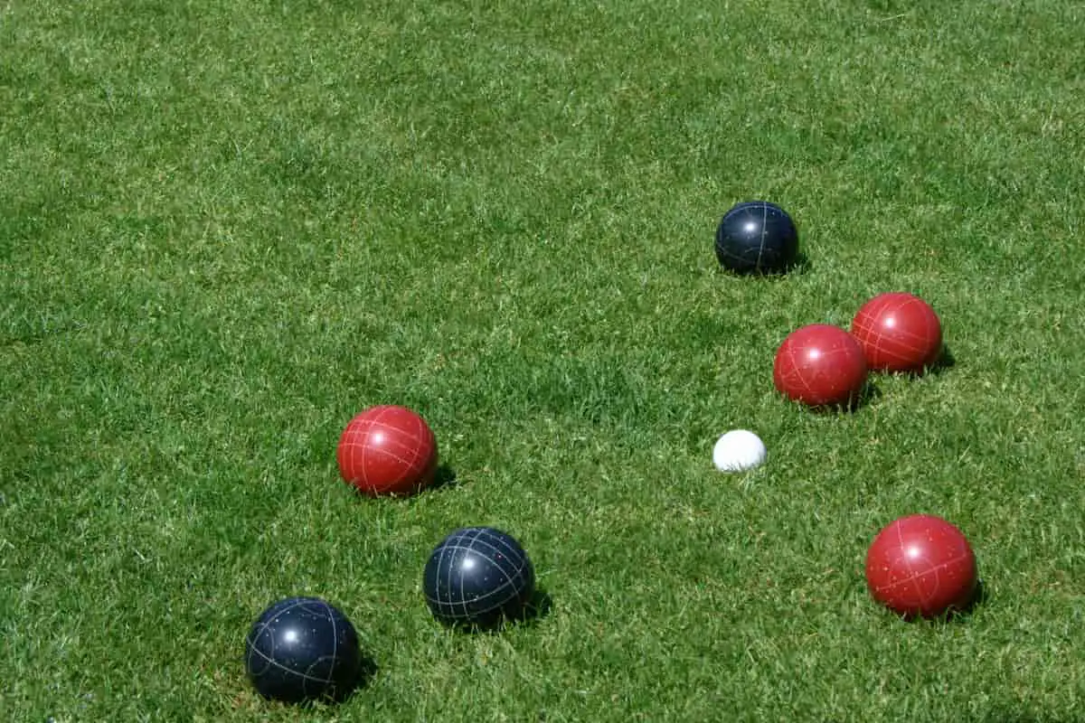 what-is-the-target-ball-in-bocce-called-outdoor-diversions