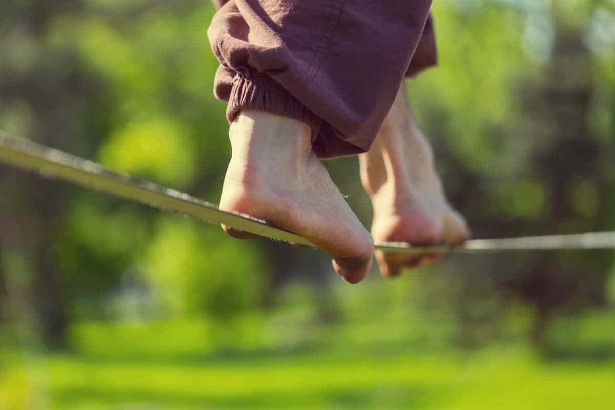 Slacklining is a practice in balance - How to Get Better at Slacklining